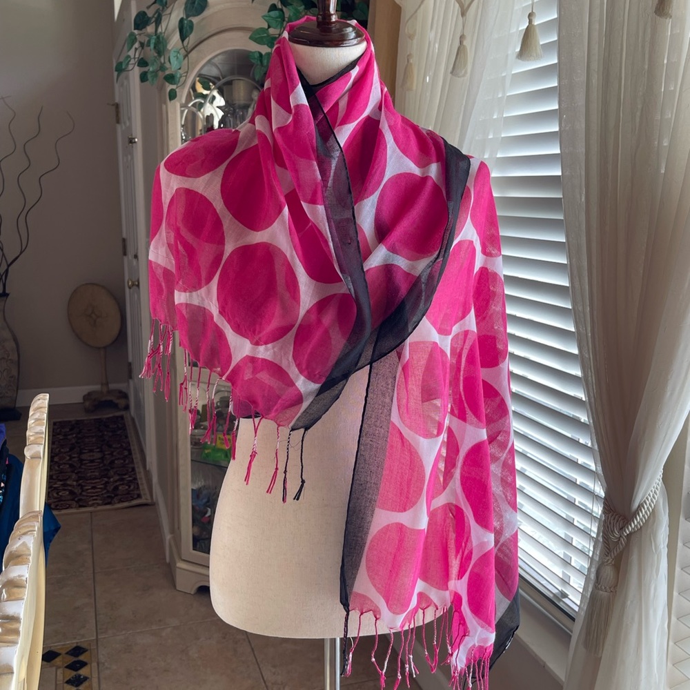 Pink & Black Fringed Scarf